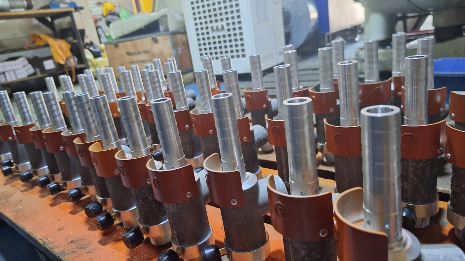 Cargadores ANFO tipo pistola fabricados para minería — Feria Engineering